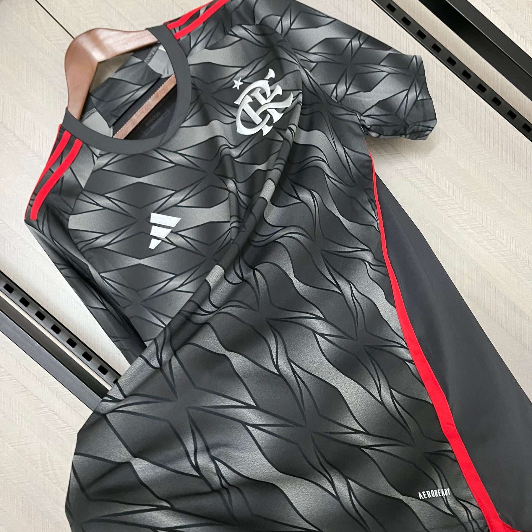 Camisa Flamengo III 24 Adidas - Cinza - Torcedor Feminina