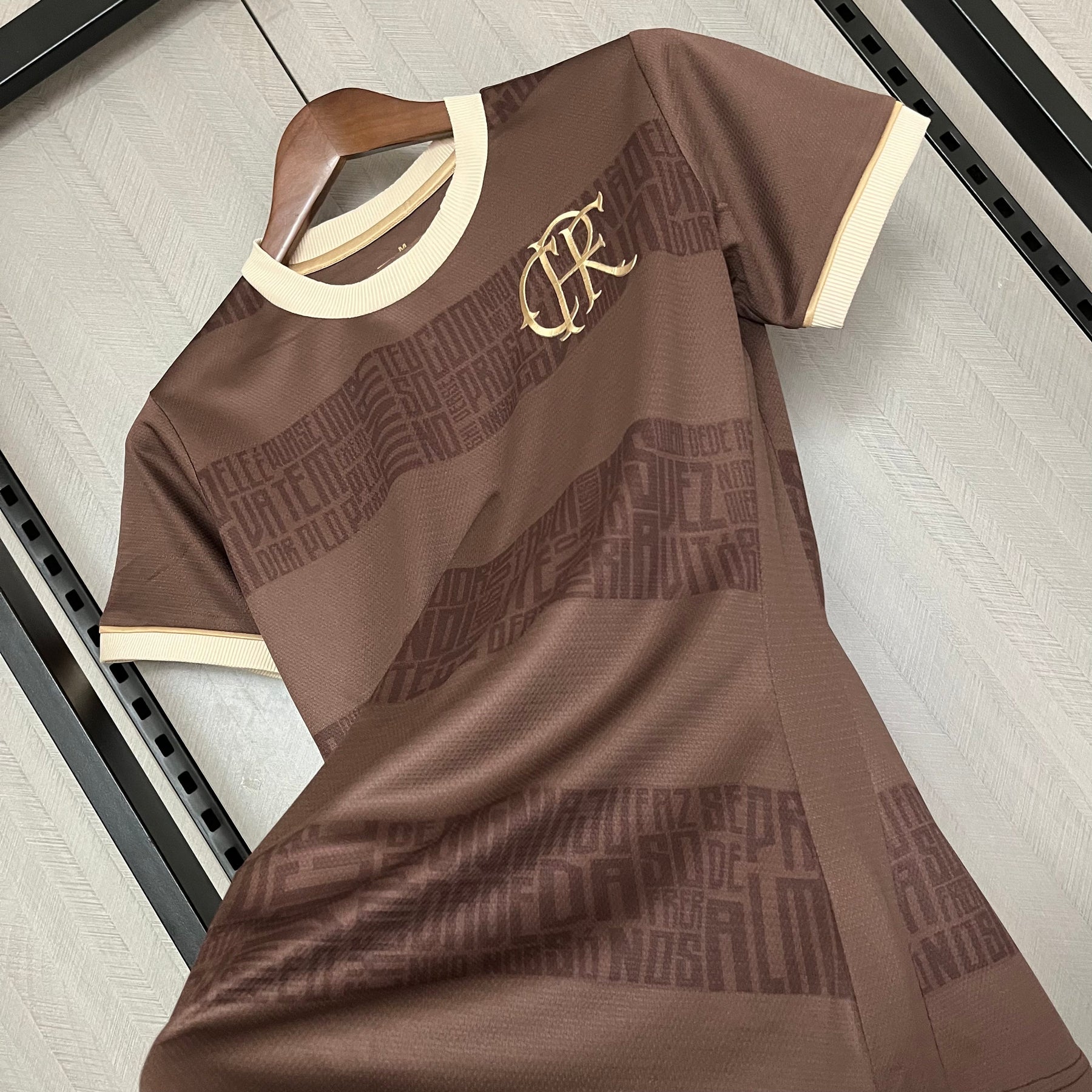 Camisa Flamengo Identidade Marrom - Torcedor Feminina