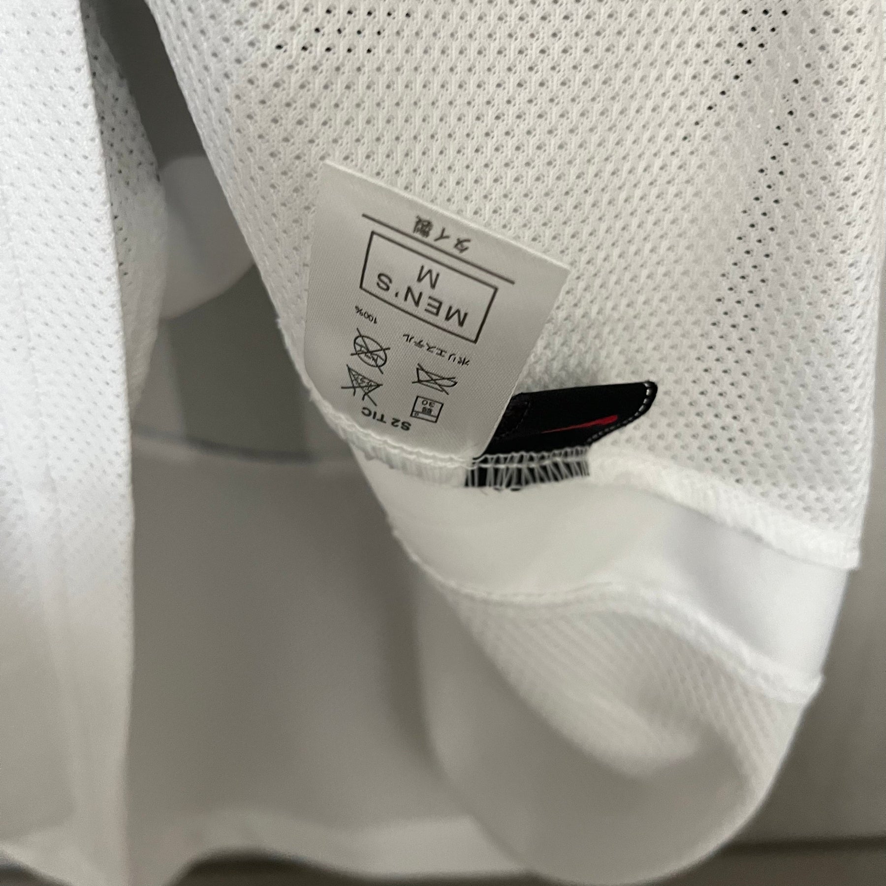 Camisa Juventus Retrô 2010 Preta e Branca