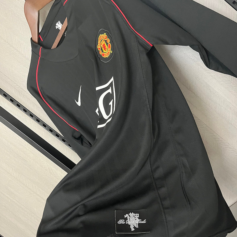 Camisa Retrô Away II do Manchester United 2007 Preta - Manga Longa