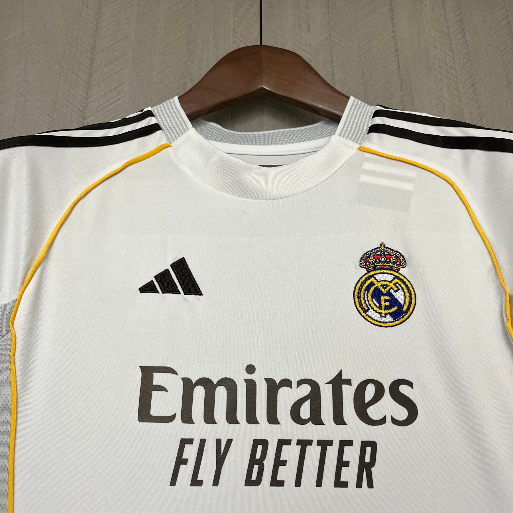 Conjunto Infantil Real Madrid Home 25/26 - Branco