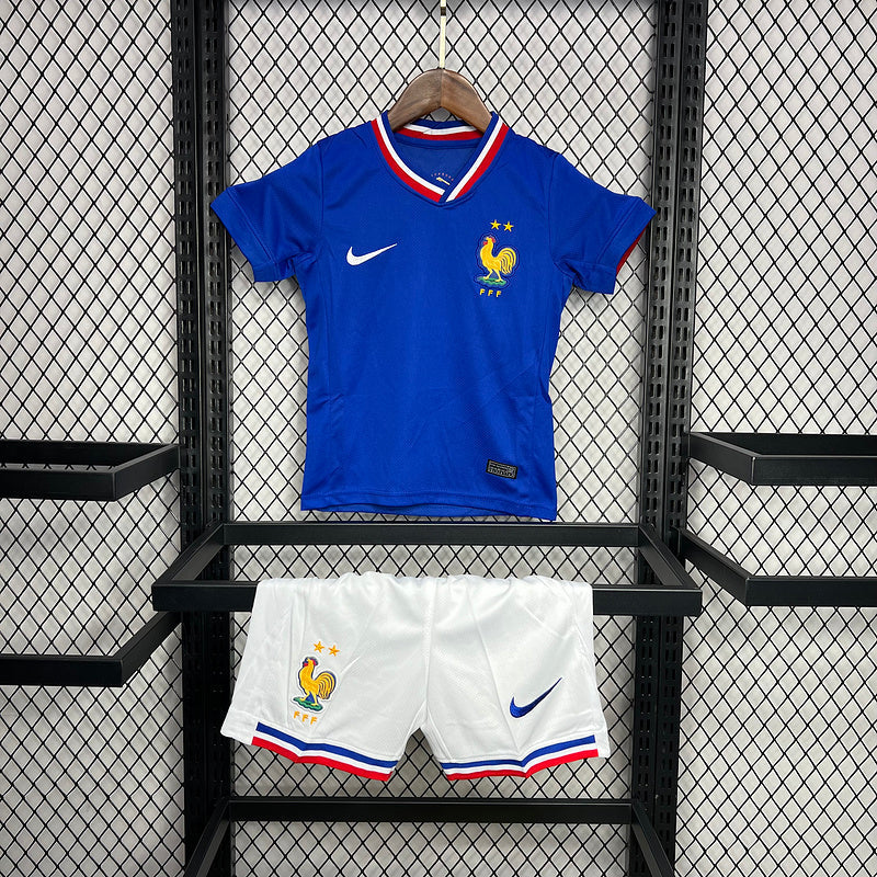 Kit infantil - França  24/25