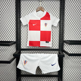 Kit infantil - Croácia 24/25