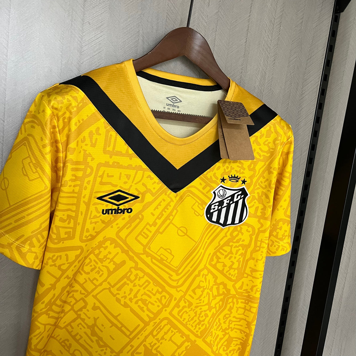Camisa do Santos III 24/25  Amarela e preta
